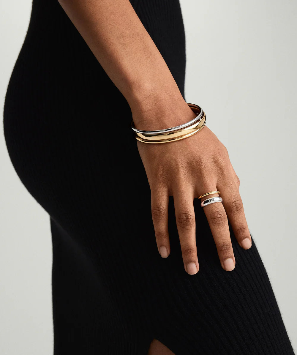 1-MIXEDMETALS_MixMetalRing_SS_Stack_027_a22e299a-259d-41e4-b5ca-51251cc34a60.webp
