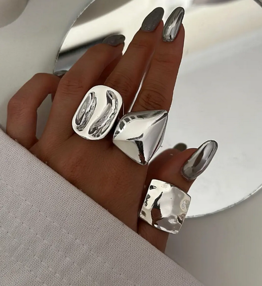 Screenshot2024-06-30at18-15-27J_dSimpleModernStainlessSteel18kGoldPlatedWomenRingsPolishedTrapezoidChunkyOpenRings-BuyRingsJewelryWomengoldRingsForWomenminimalistJewelry18kGoldPlatedR.png