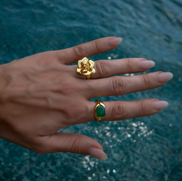 Screenshot2024-06-30at19-19-28InsPopular18kGoldPlatedBigCamelliaFlowerFingerRingStainlessSteelRingFashionJewelry-BuyStainlessSteelRingForWomeninsPopularClassic18kGoldPlatedBigCamellia.png