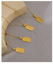 ZODIAC ASTRA CAPRICORN NECKLACE